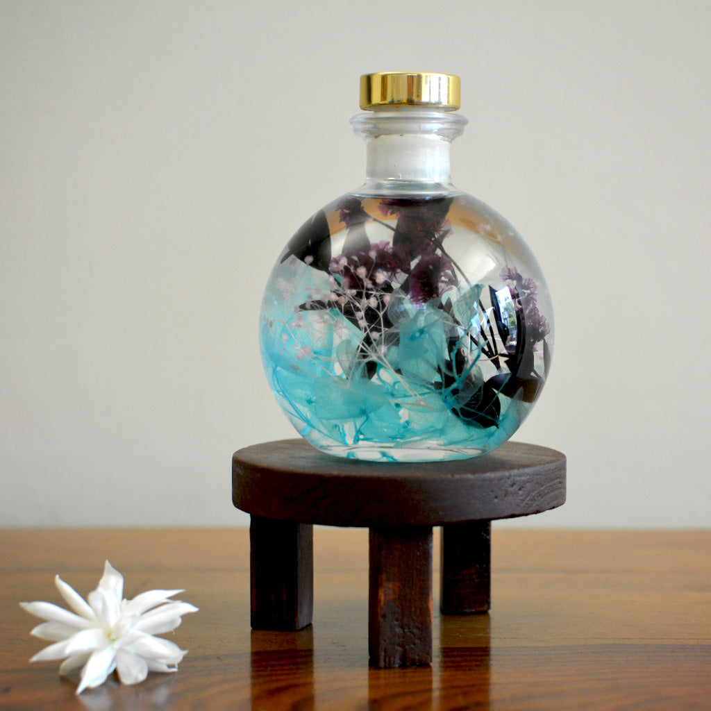 Ocean's Trove Preserved Flower Tabletop