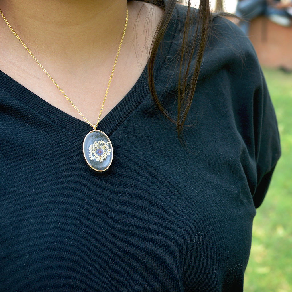 Shy Blue Real Dried Flower Necklace