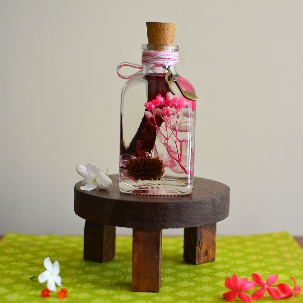 Adverse Allure Preserved Flower Tabletop - myBageecha