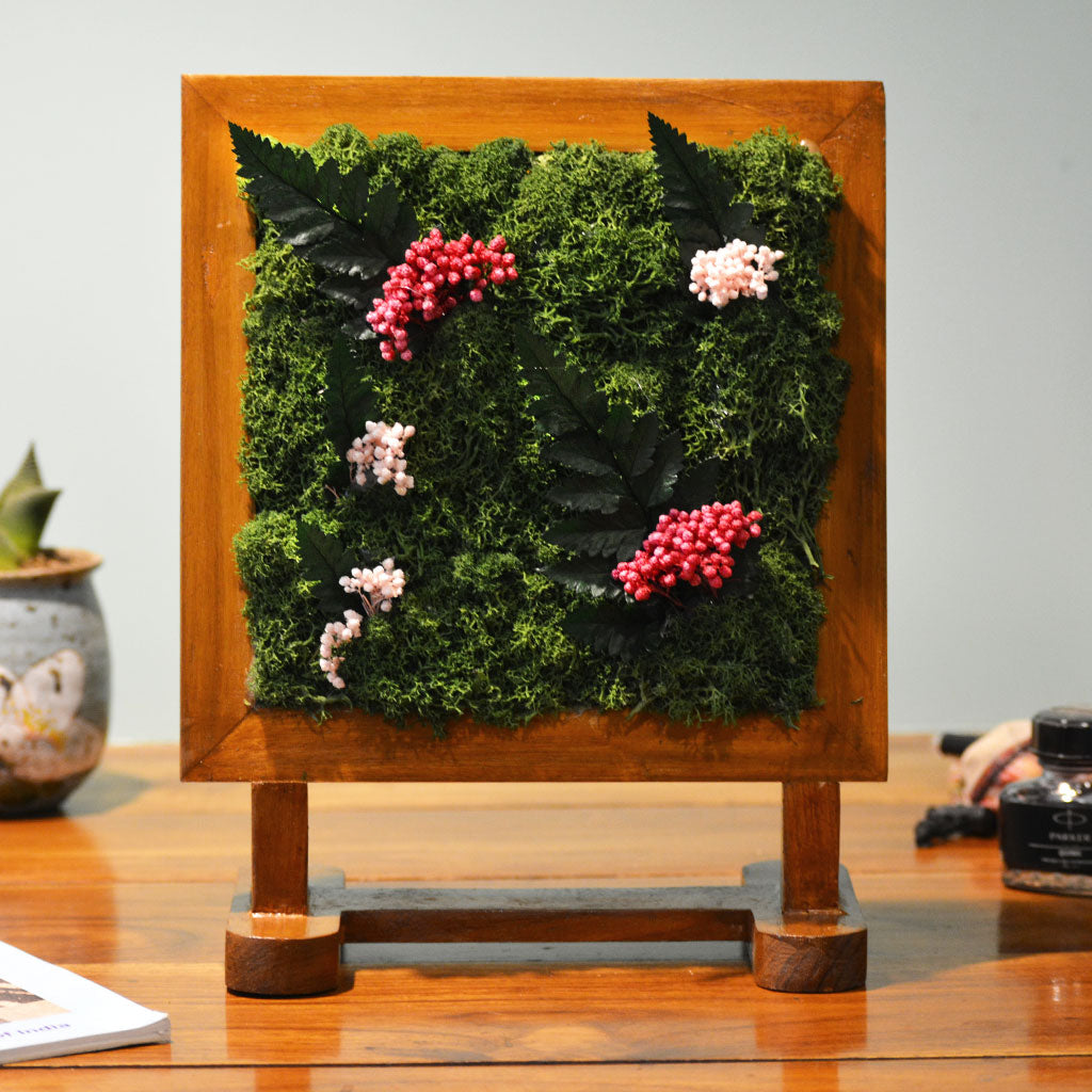Fern Furor Tabletop Preserved Preserved Moss Frame with Stand - myBageecha