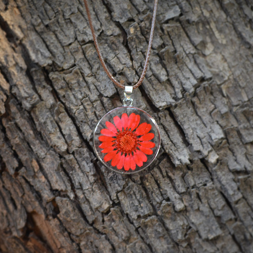 Scarlet Story Real Dried Flower Necklace - myBageecha