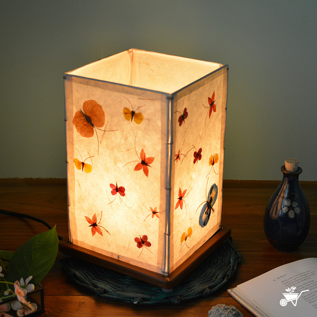 Fluttering Cluster Pressed Flower Lampshade - myBageecha