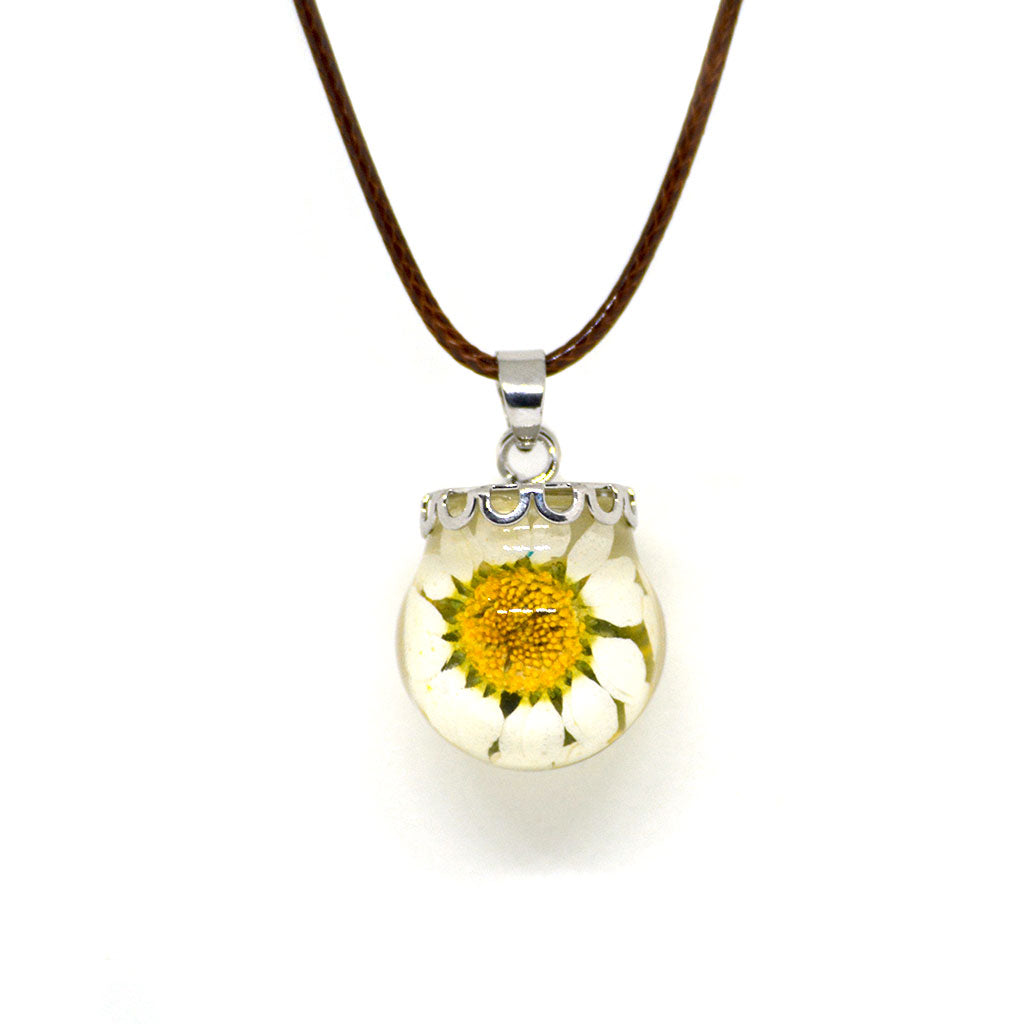 Hushed Whites Real Dried Flower Necklace - myBageecha