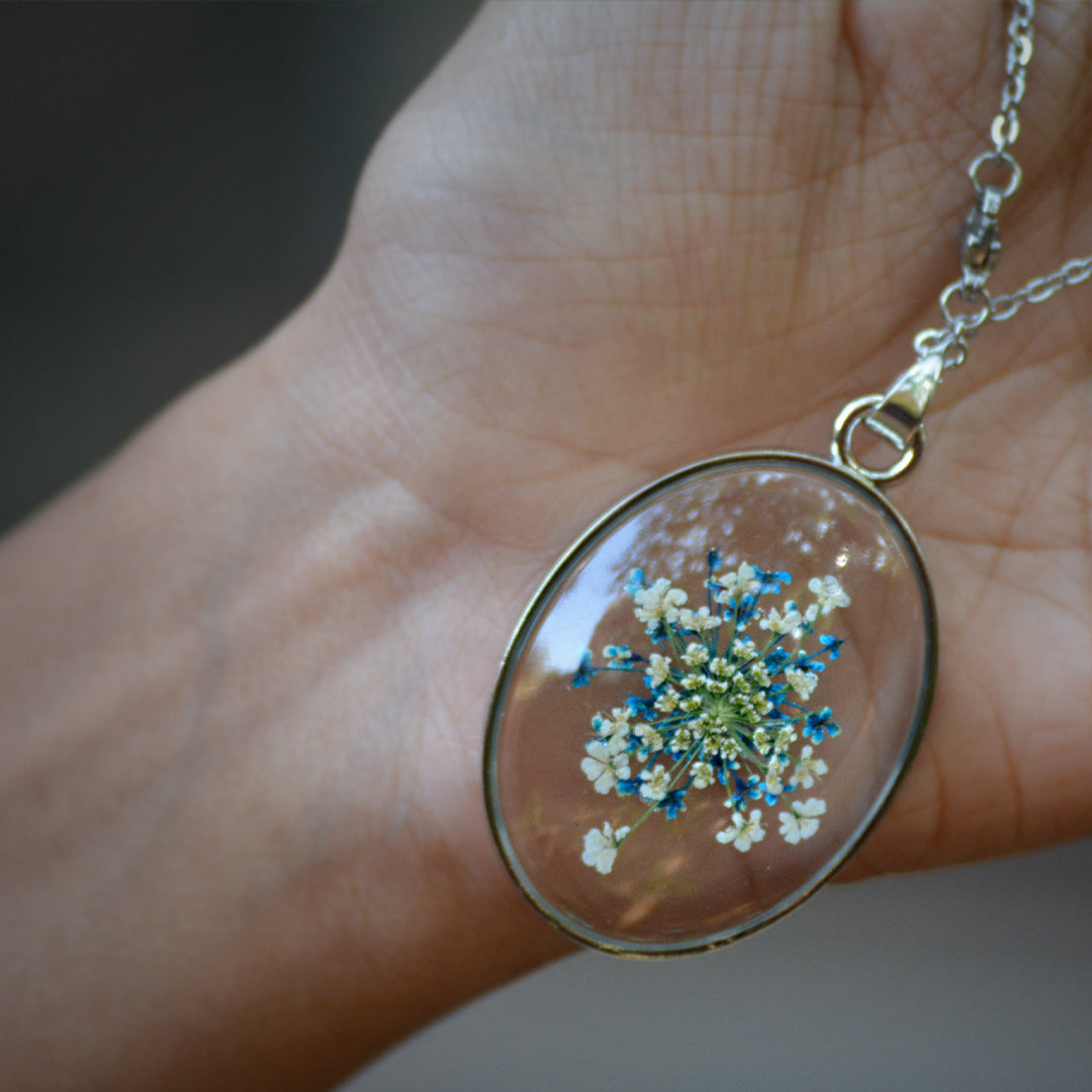 Moana's Clue Real Dried Flower Necklace - myBageecha