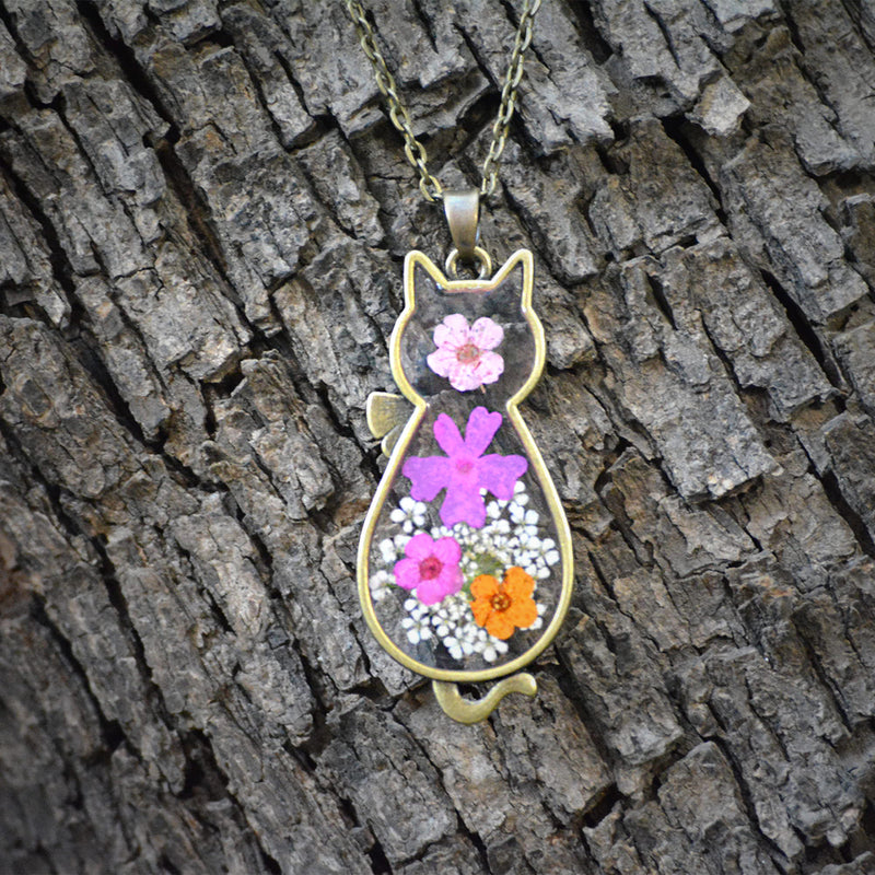 Tabby Floret Real Dried Flower Necklace