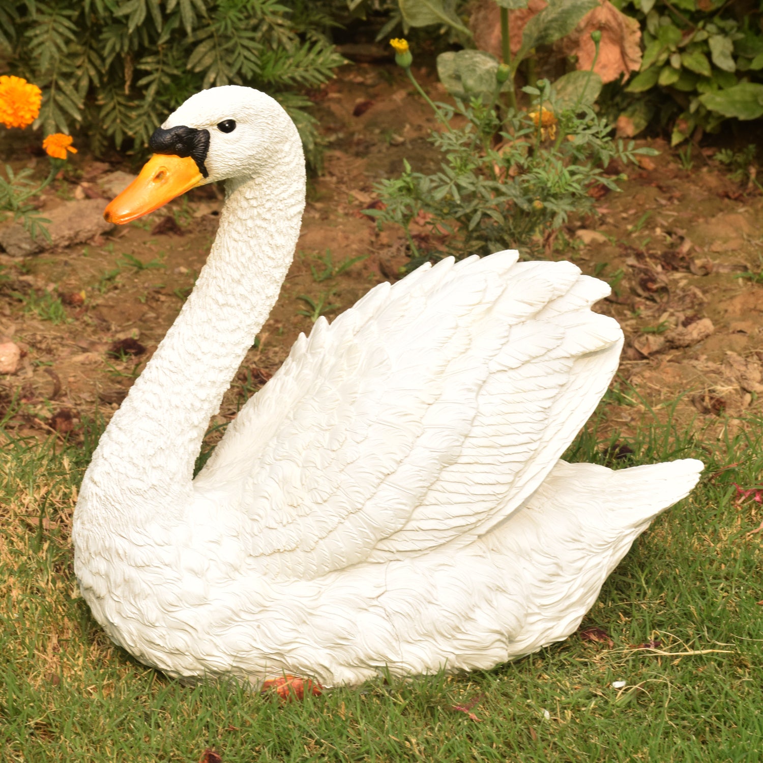 White Swan Resin Decor - myBageecha