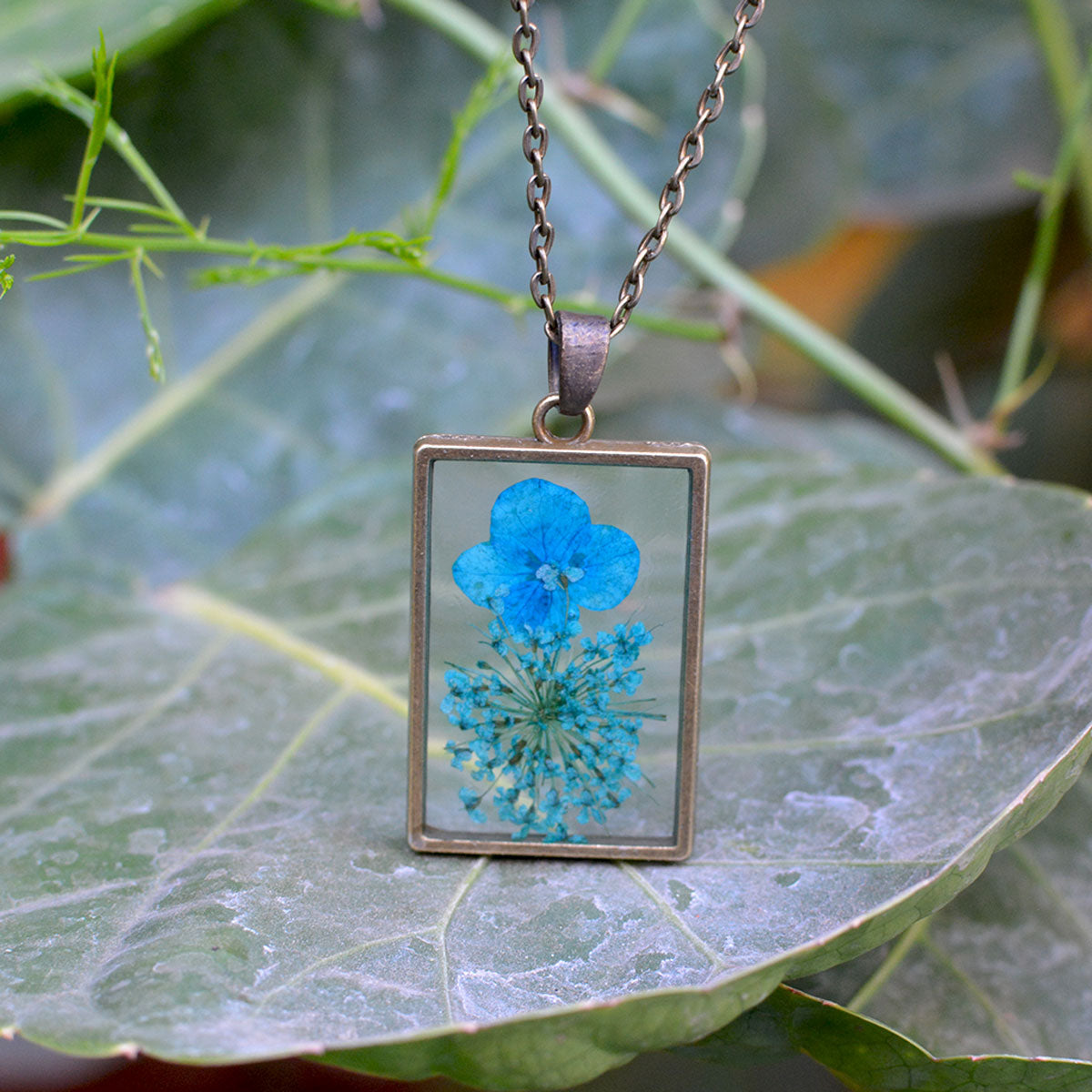 Gust of Blue Real Dried Flower Necklace - myBageecha
