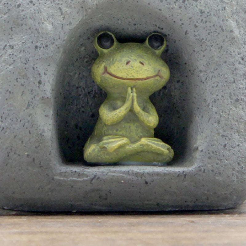 Cute Yoga Frog Resin Succulent Pot