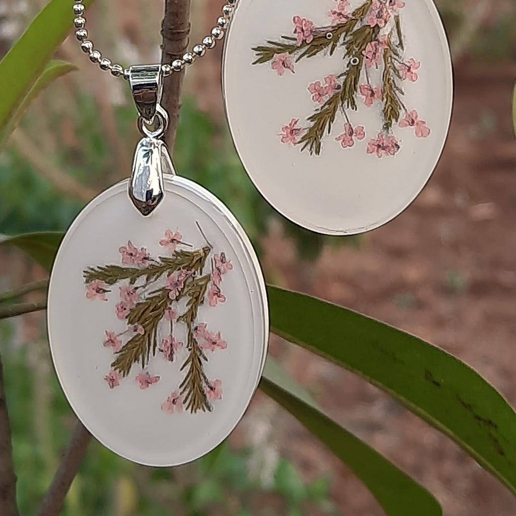 Sakura Real Dried Flower Necklace - myBageecha